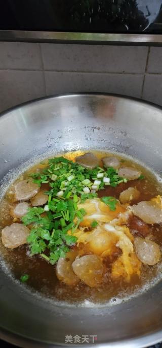 牛肉丸鸡蛋汤面的做法步骤：10