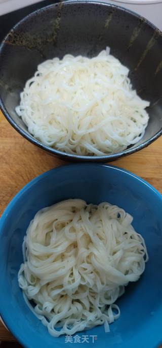 牛肉丸鸡蛋汤面的做法步骤：9