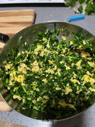 韭菜鸡蛋馅饼（手抓饼版）的做法步骤：9