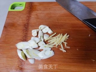 过油肉的做法步骤：3