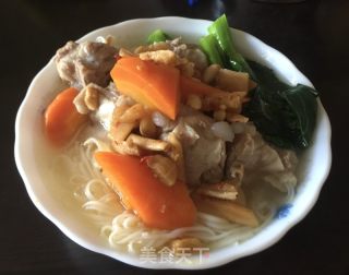 排骨汤面的做法步骤：9