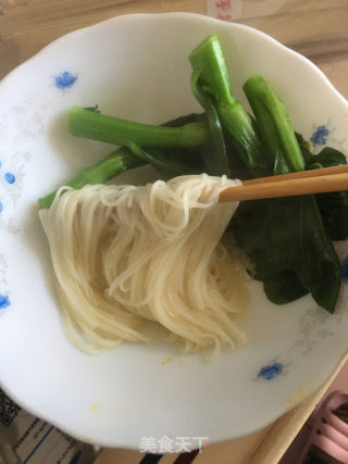 排骨汤面的做法步骤：7