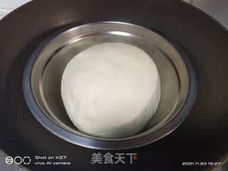 牛肉火腿披萨的做法步骤：4