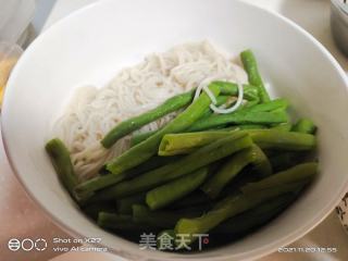 熟鸭肉豆角煮面条的做法步骤：4