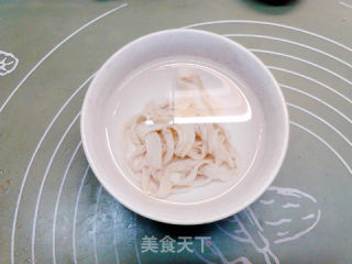 新奥尔良玉米鸡肉肠的做法步骤：2