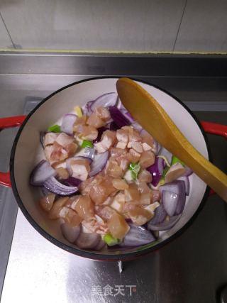 咖喱鸡肉饭的做法步骤：4
