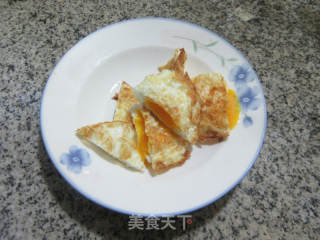 煎鸡蛋咸菜年糕汤的做法步骤：3