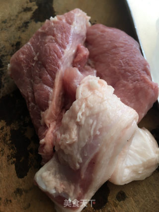 蒸白菜肉卷的做法步骤：1