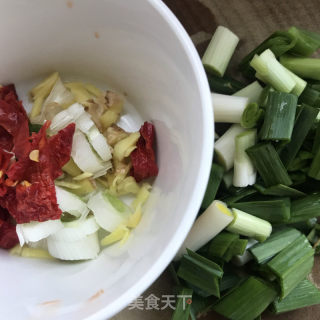 豆腐豆芽炒粉条的做法步骤：3