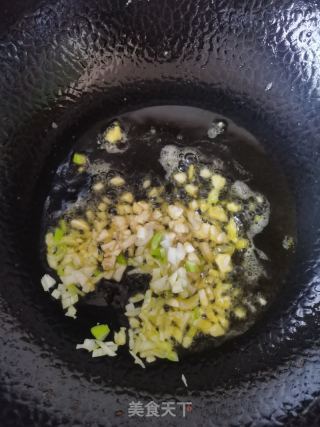 包菜炒粉丝的做法步骤：5
