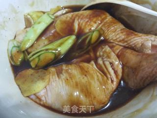 焗鸡腿的做法步骤：3