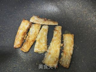 香酥带鱼的做法步骤：10