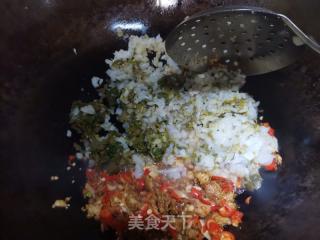 鸡白菜炒肉末（白菜两吃）的做法步骤：8