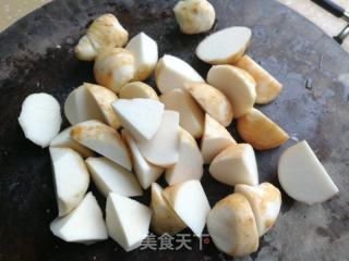萝卜毛芋炖肉的做法步骤：3