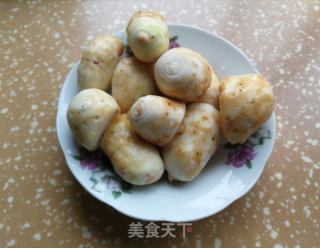 萝卜毛芋炖肉的做法步骤：2