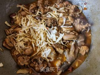 糯米笋炖土鸡的做法步骤：18
