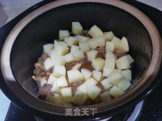 五花肉烧土豆的做法步骤：7