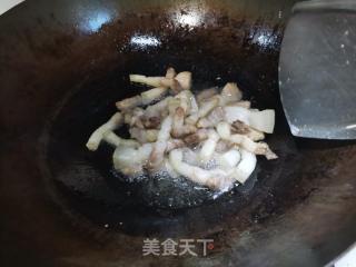 五花肉烧土豆的做法步骤：2