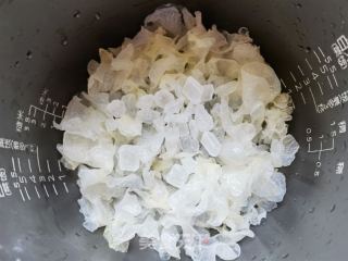 桂花木瓜银耳汤的做法步骤：3