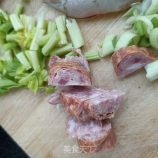 辣萝卜炒饭的做法步骤：2