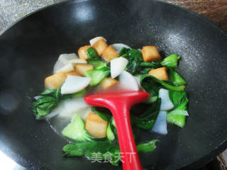 干贝烧煮萝卜青菜的做法步骤：7