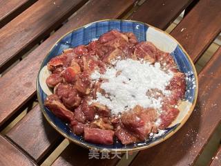 追剧必备的健康小零食--牙签牛肉的做法步骤：3
