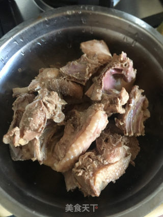 花菇焖鸡的做法步骤：3