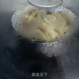蒸白萝卜肉卷的做法步骤：12