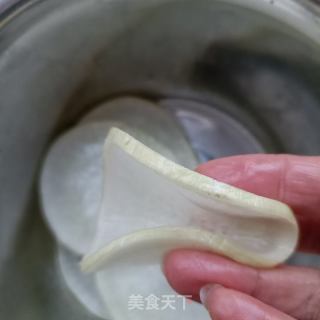 蒸白萝卜肉卷的做法步骤：3