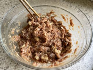 鲜菇鱼滑蒸肉饼的做法步骤：3