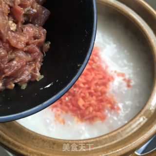 菠菜皮蛋瘦肉粥的做法步骤：7