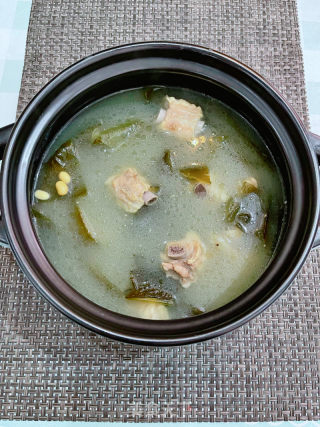 海带黄豆排骨汤的做法步骤：11