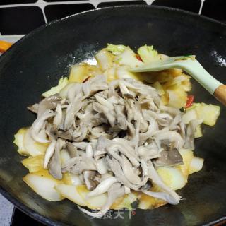 白菜炒蘑菇的做法步骤：9