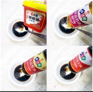 嫩滑鲜香酱油炒蛋的做法步骤：3