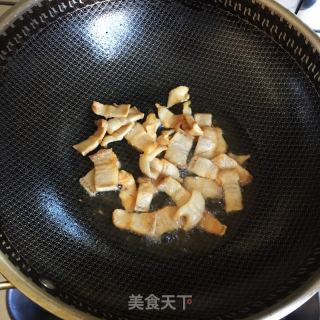 腊肉炒白菜的做法步骤：2