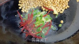酱香黄豆的做法步骤：4