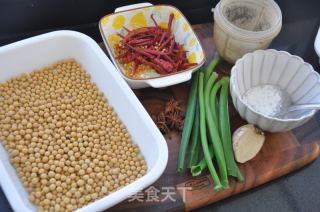 酱香黄豆的做法步骤：1