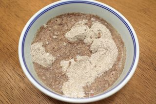 黑全麦饼&肉夹馍的做法步骤：1