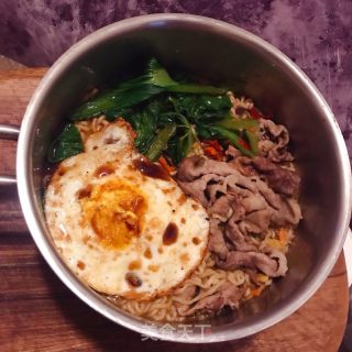 煎蛋牛肉卷煮泡面的做法步骤：10