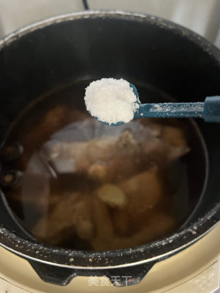 墨鱼干香菇鸡汤的做法步骤：13