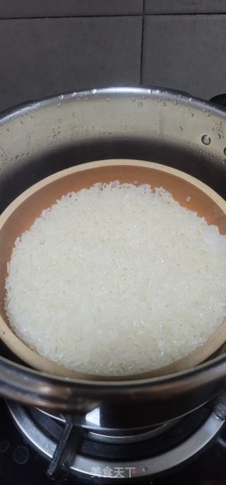 炒糯米饭的做法步骤：3