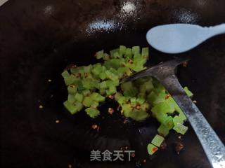 小炒莴笋丁的做法步骤：5