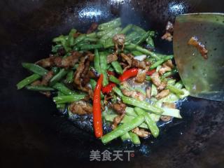 干煸四季豆烧肉的做法步骤：8
