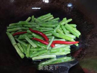 干煸四季豆烧肉的做法步骤：3