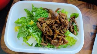 极简不失美味——榛蘑炒奶白菜的做法步骤：6