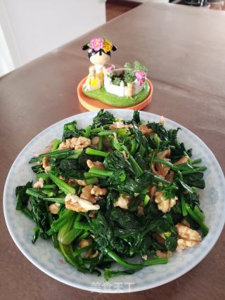 桃仁菠菜的做法步骤：8