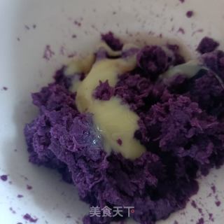 奶香紫薯花卷的做法步骤：4