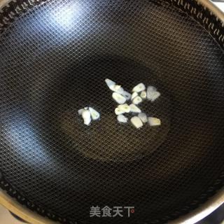 番茄裙带豆腐汤的做法步骤：1