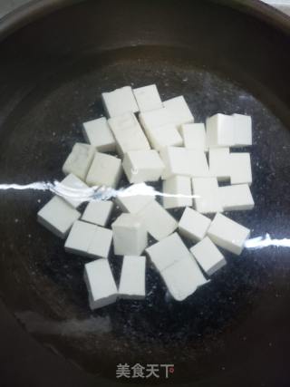 鲜嫩入味鸭血烧豆腐的做法步骤：6