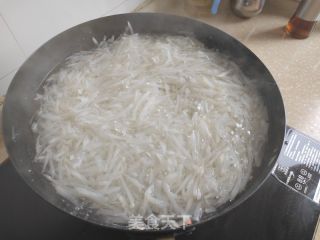 猪肉萝卜馅油煎饼的做法步骤：2